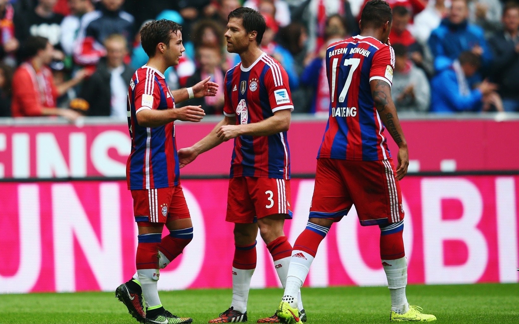 雄鹿官宣字母哥首轮对皇社伤情！赛后发声引热议，领袖担当还是危机信号？|BBIN电子官网